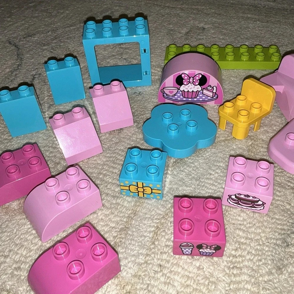 Lego Duplo Disney Minnie Mouse Cafe Birthday Plane‎ Camera Lot Of 23 Mickey